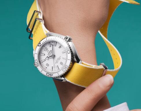 With the yellow NATO strap, the Omega Seamaster looks more eye-catching.