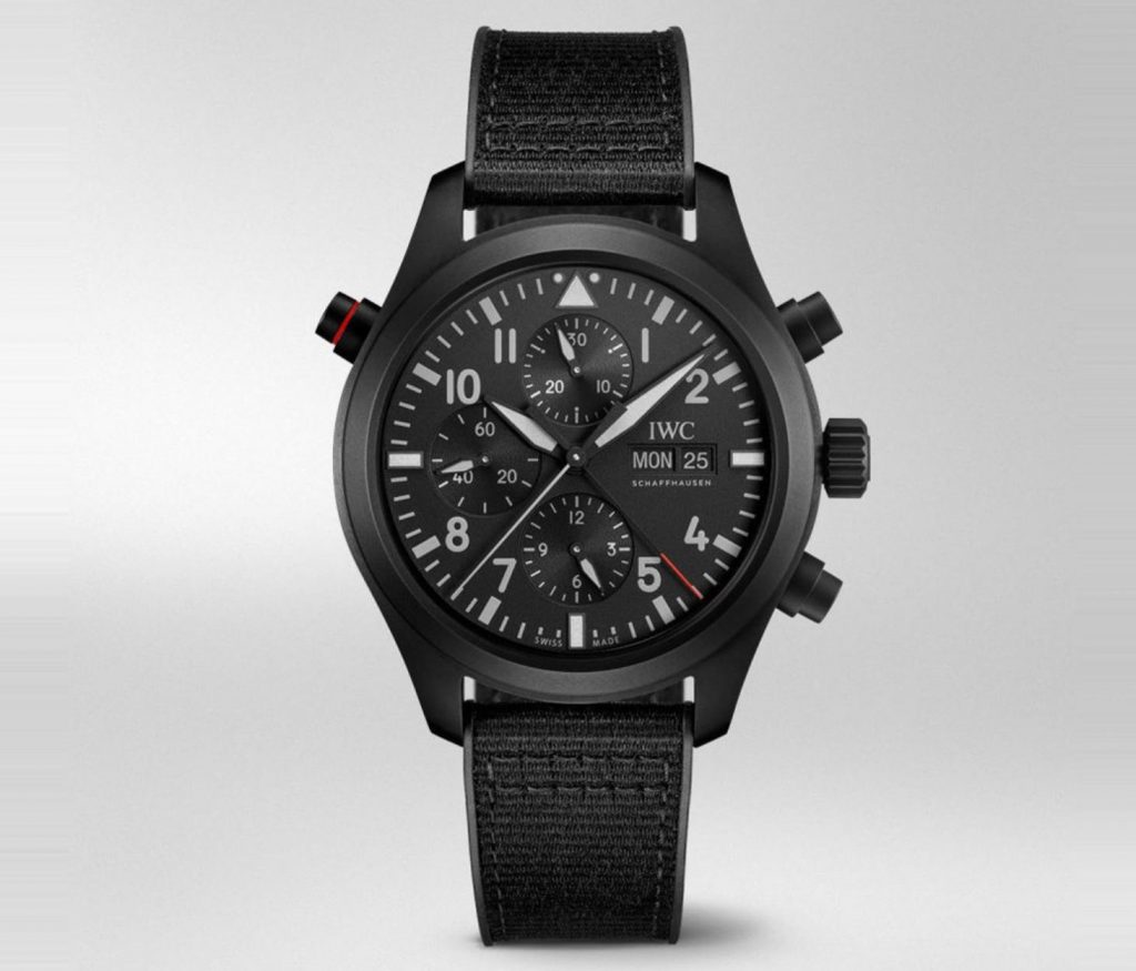 This 44mm replica watch is designed for men.